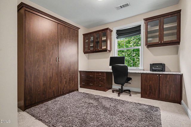 10400 Rosegate Court 303, Raleigh, NC 27617