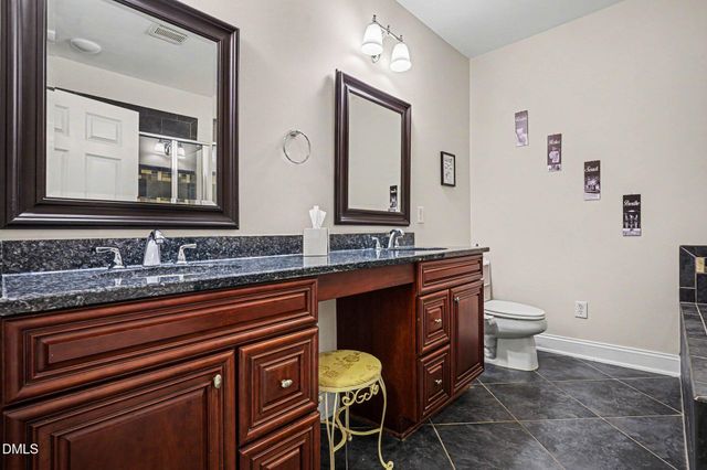 10400 Rosegate Court 303, Raleigh, NC 27617