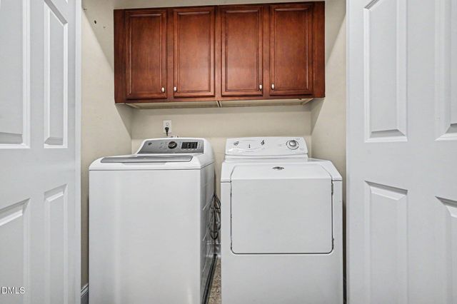 10400 Rosegate Court 303, Raleigh, NC 27617