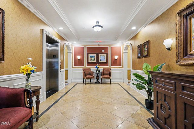 10400 Rosegate Court 303, Raleigh, NC 27617