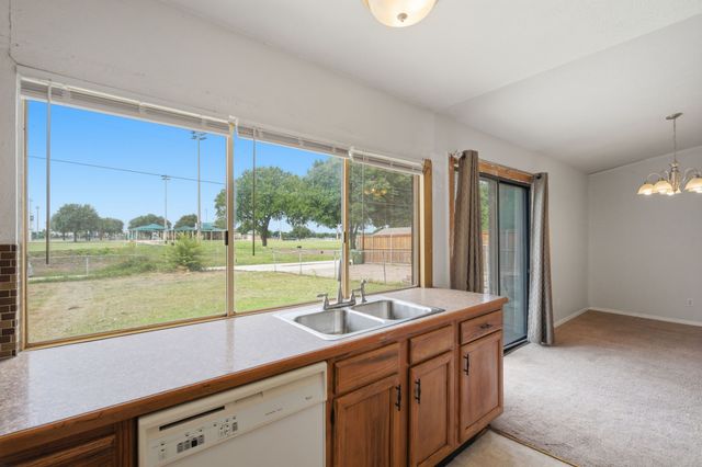 5052 Arbor Glen Road, The Colony, TX 75056