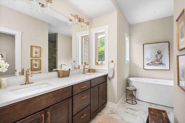 752 N Waypoint Circle, Suttons Bay, MI 49682