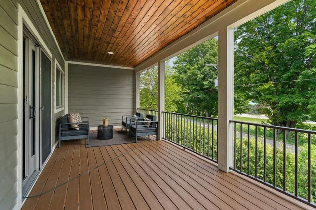 752 N Waypoint Circle, Suttons Bay, MI 49682