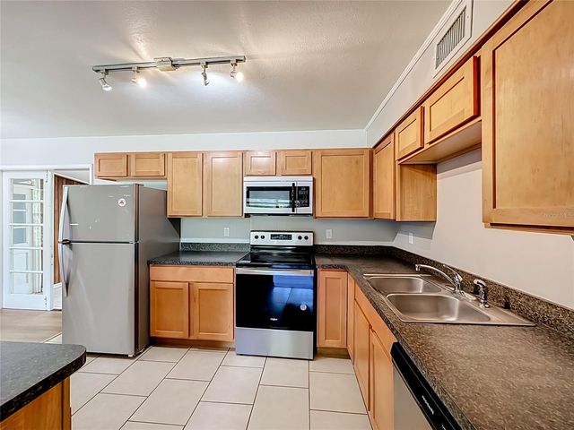 414 NW 36TH TERRACE, Gainesville, FL 32607