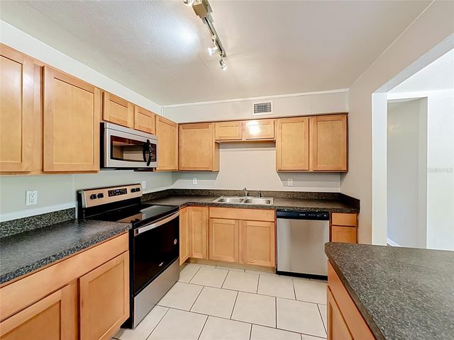 414 NW 36TH TERRACE, Gainesville, FL 32607
