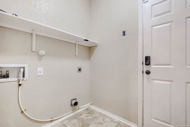 4244 GALE MDWS, New Braunfels, TX 78130