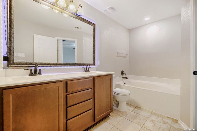 4244 GALE MDWS, New Braunfels, TX 78130