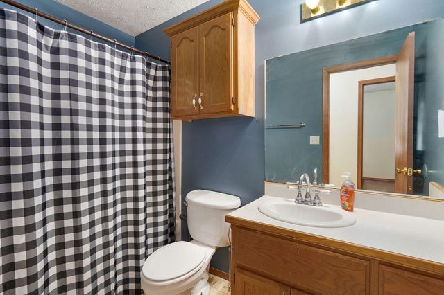 2122 N Nettleton Avenue, Springfield, MO 65803