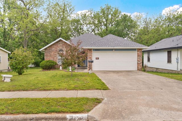 2122 N Nettleton Avenue, Springfield, MO 65803
