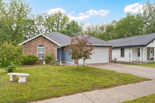 2122 N Nettleton Avenue, Springfield, MO 65803
