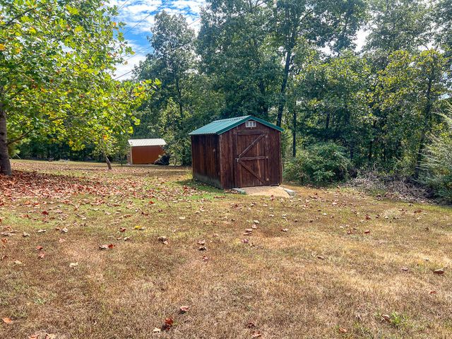 228 Brightonwood Drive, Isabella, MO 65676