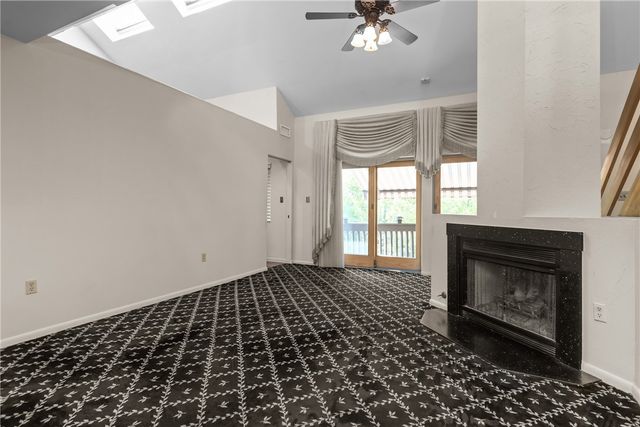 2811 Leona Ln, Robinson Twp, PA 15108