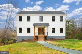 104 E HAVEN CT, Charlottesville, VA 22911