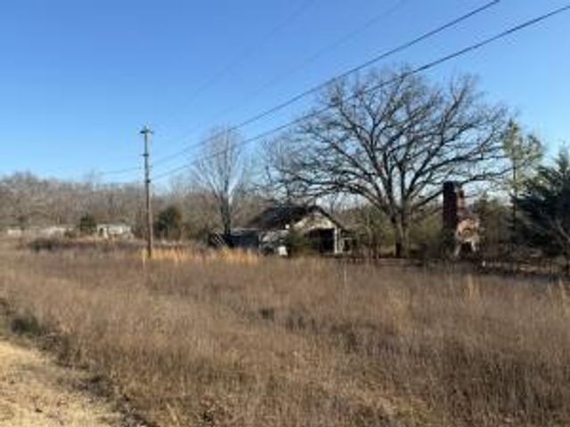 290 Co Rd 3222, Clarksville, AR 72830