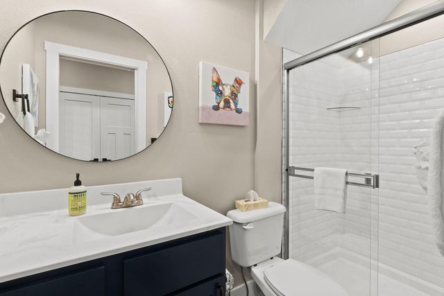 149 Branson Cove Court, Hollister, MO 65672