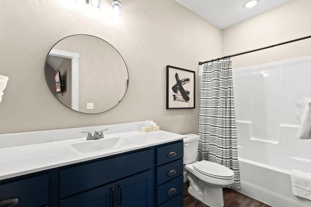 149 Branson Cove Court, Hollister, MO 65672