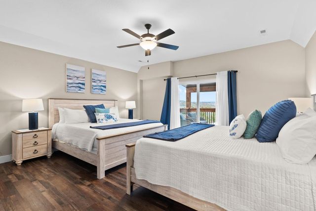 149 Branson Cove Court, Hollister, MO 65672