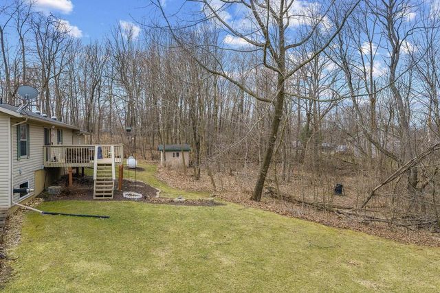 S1717 Blue Ridge Drive, La Valle, WI 53941