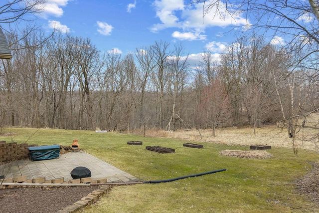 S1717 Blue Ridge Drive, La Valle, WI 53941