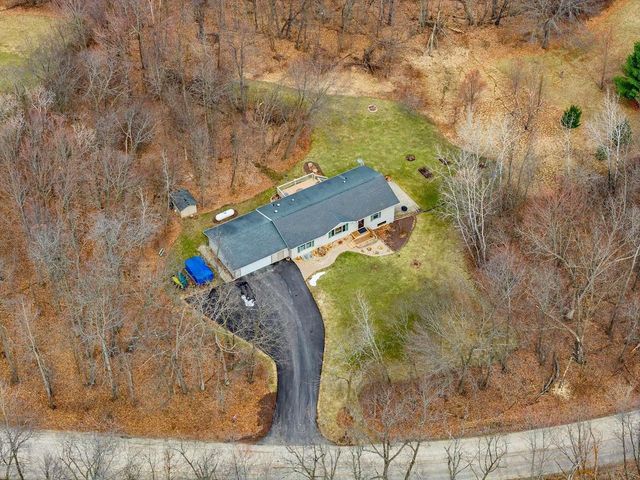 S1717 Blue Ridge Drive, La Valle, WI 53941