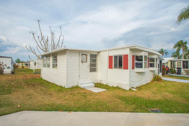 5 Santa Fe Lane, Port St. Lucie, Port St Lucie, FL 34952