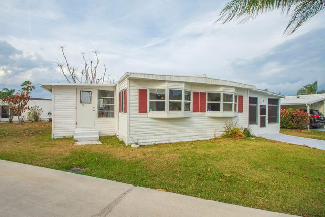 5 Santa Fe Lane, Port St. Lucie, Port St Lucie, FL 34952