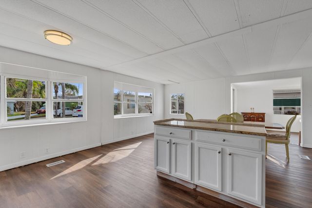 5 Santa Fe Lane, Port St. Lucie, Port St Lucie, FL 34952