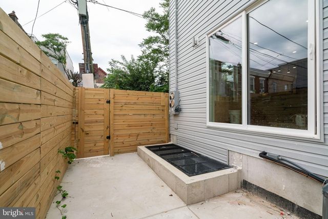 156 W CUMBERLAND ST, Philadelphia, PA 19133