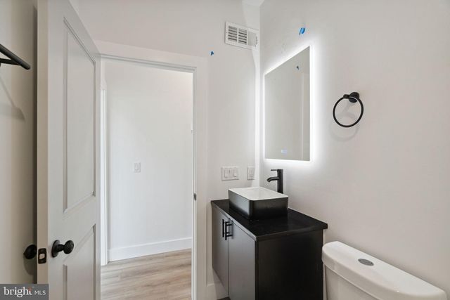 156 W CUMBERLAND ST, Philadelphia, PA 19133
