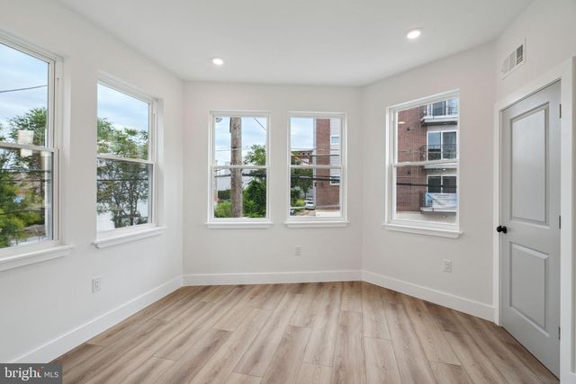 156 W CUMBERLAND ST, Philadelphia, PA 19133