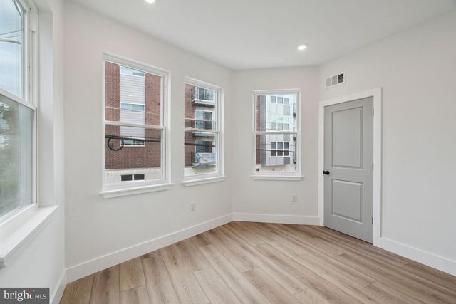 156 W CUMBERLAND ST, Philadelphia, PA 19133