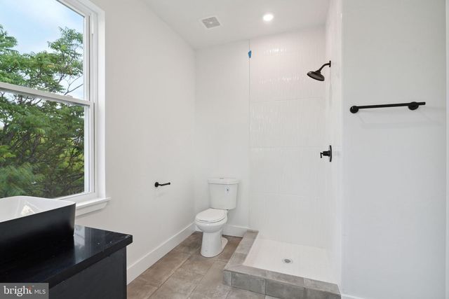 156 W CUMBERLAND ST, Philadelphia, PA 19133