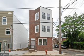 156 W CUMBERLAND ST, Philadelphia, PA 19133