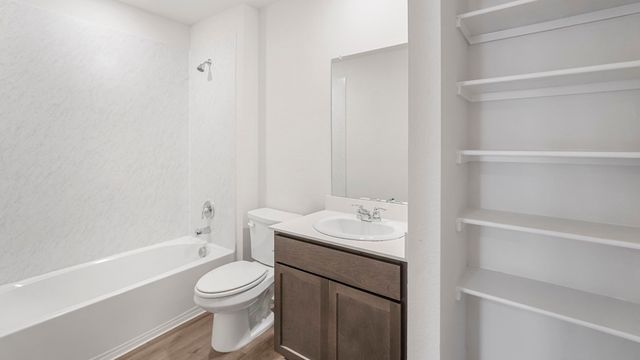 647 Sky Muse Drive, Lavon, TX 75166