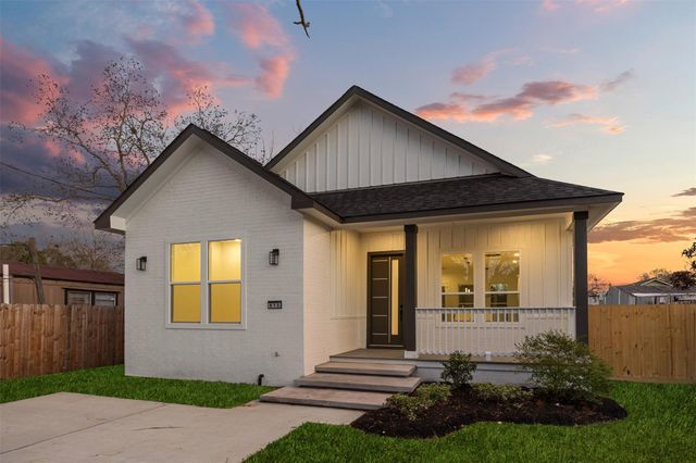 615 Lettie Street, Richmond, TX 77469