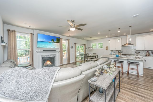 3013 Flat Rock Lane, Ridgeville, SC 29472