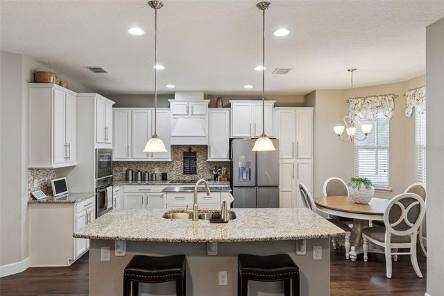 4042 CHANDLER ESTATES DRIVE, Apopka, FL 32712