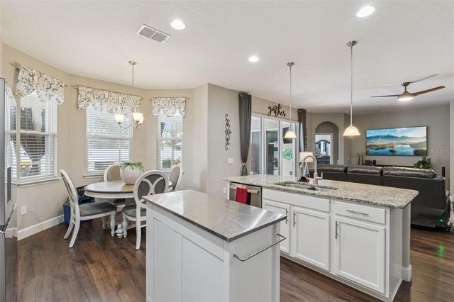 4042 CHANDLER ESTATES DRIVE, Apopka, FL 32712