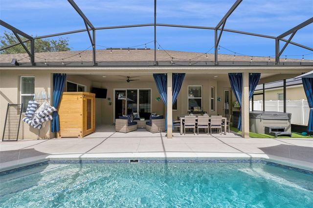 4042 CHANDLER ESTATES DRIVE, Apopka, FL 32712