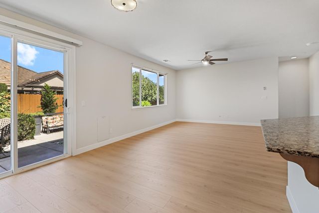 9895 Sheffield Way, Elk Grove, CA 95757