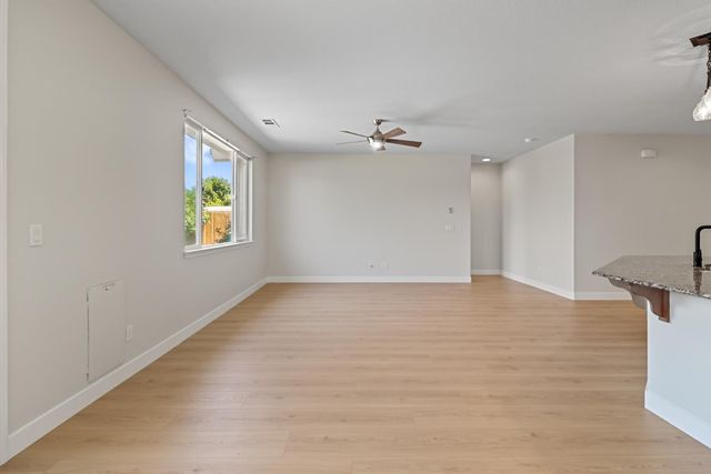 9895 Sheffield Way, Elk Grove, CA 95757