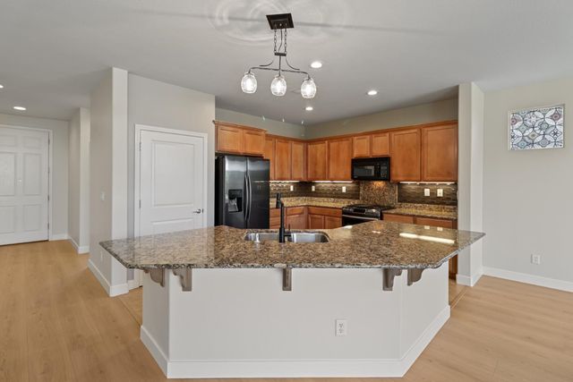 9895 Sheffield Way, Elk Grove, CA 95757