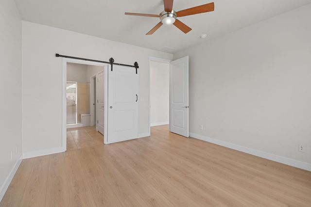 9895 Sheffield Way, Elk Grove, CA 95757