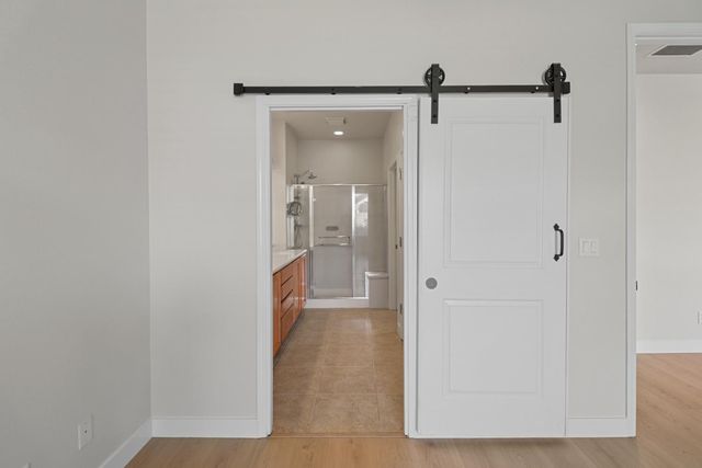 9895 Sheffield Way, Elk Grove, CA 95757