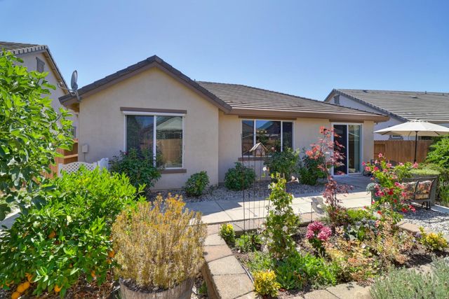 9895 Sheffield Way, Elk Grove, CA 95757