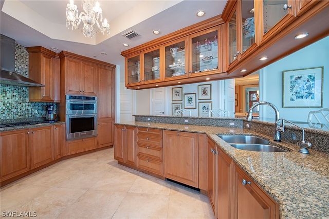 4501 Gulf Shore BLVD N 1103, Naples, FL 34103