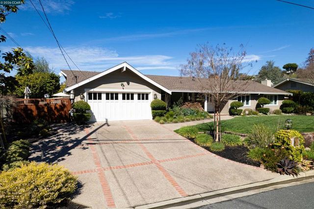 136 136 Shuey Drive, Moraga, CA 94556