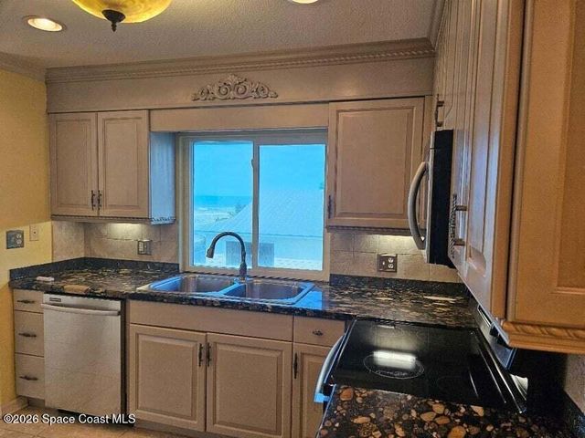 1891 Highway A1a 301, Indian Harbour Beach, FL 32937