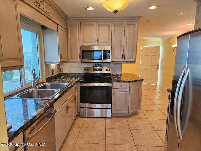 1891 Highway A1a 301, Indian Harbour Beach, FL 32937
