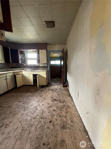 131 17 Avenue, Longview, WA 98632